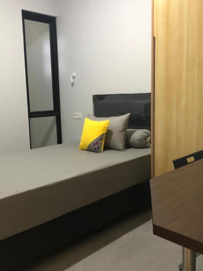 Hotel Cozy Puri Jakarta Exterior foto